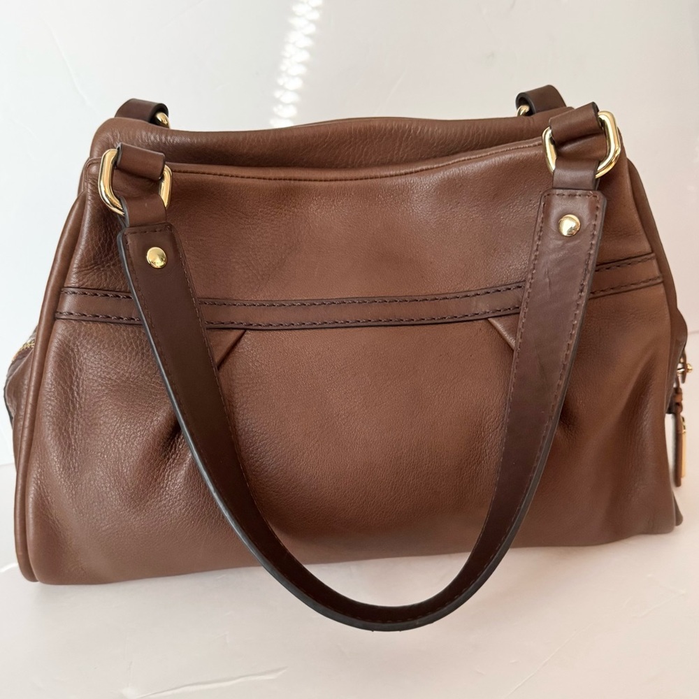 UGG Classic Triple Pocket Satchel Auburn Leather - Picture 7 of 16